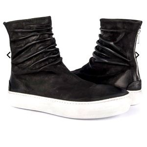 Suede leather Finn mat black/white sole/buffed sole high top sneaker bootie